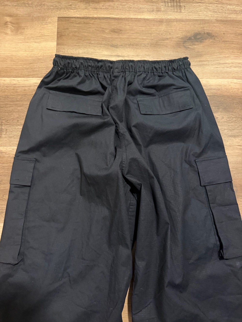 NWT Nike woven Cargo Parachute Ripstop Pants Womens Size Medium Black - Picture 6 of 10